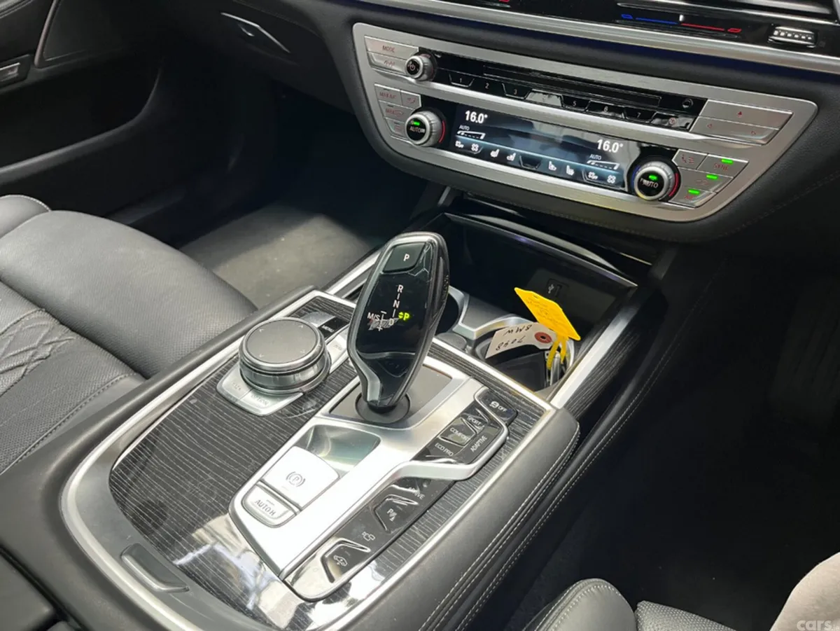 BMW 7-Series Saloon, Petrol Plug-in Hybrid, 2017, Black