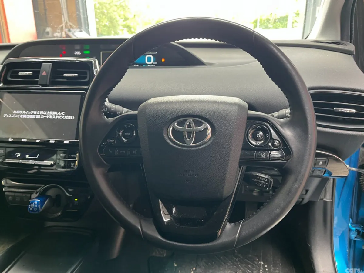 Toyota Prius MPV, Petrol Hybrid, 2019, Blue