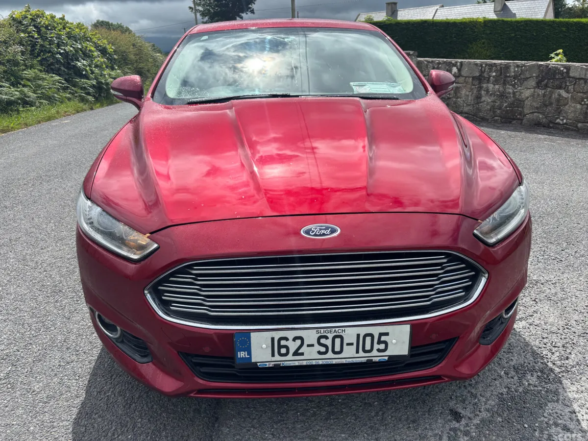 Ford Mondeo Hatchback, Diesel, 2016, Red