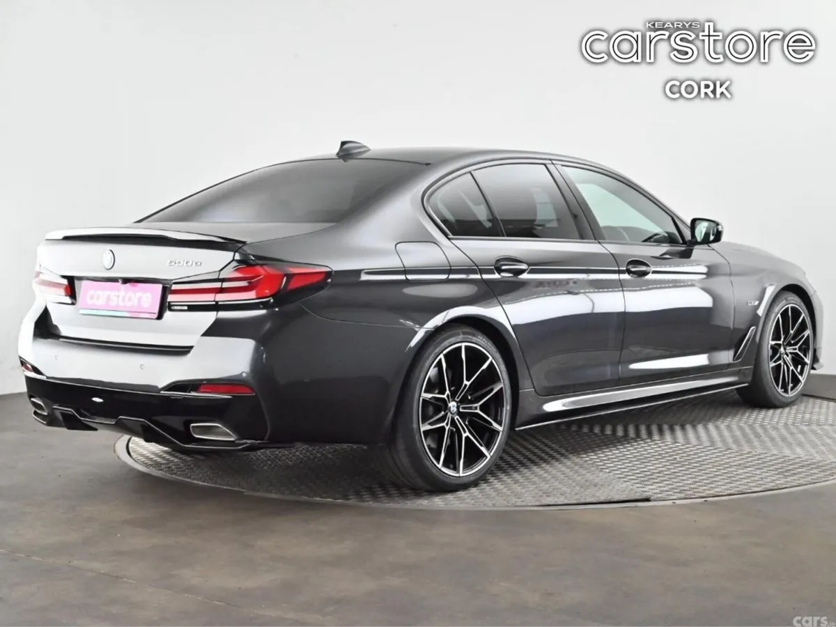 BMW 5-Series Saloon, Petrol Plug-in Hybrid, 2022, Grey