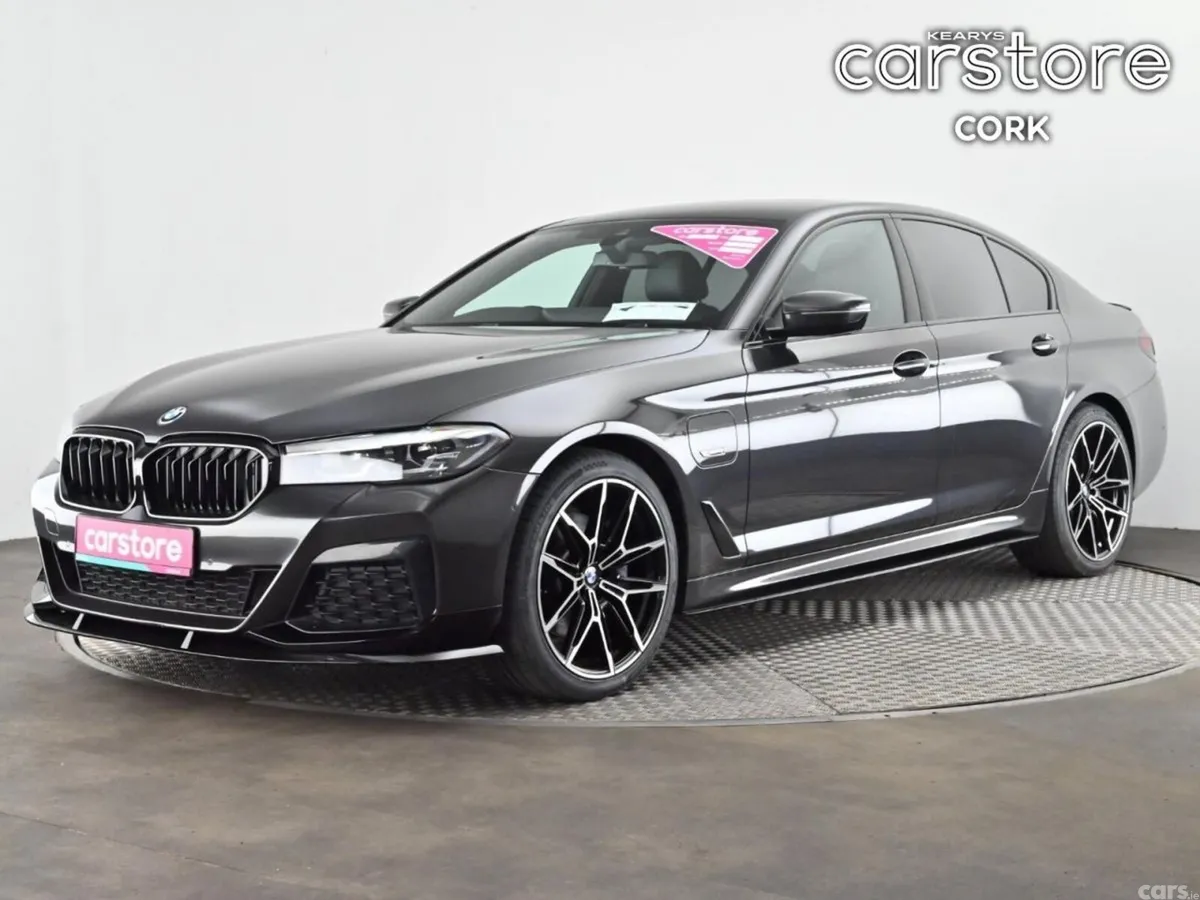 BMW 5-Series Saloon, Petrol Plug-in Hybrid, 2022, Grey