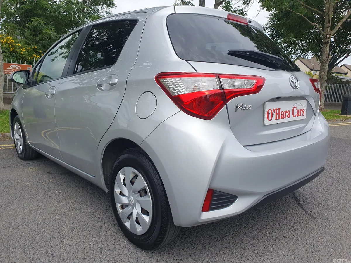 Toyota Yaris Hatchback, Petrol, 2018, Silver