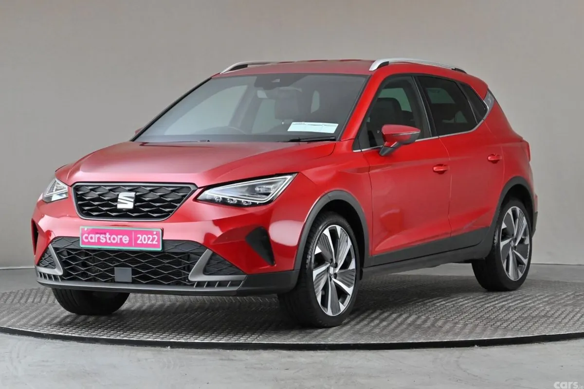 SEAT Arona SUV, Petrol, 2022, Red