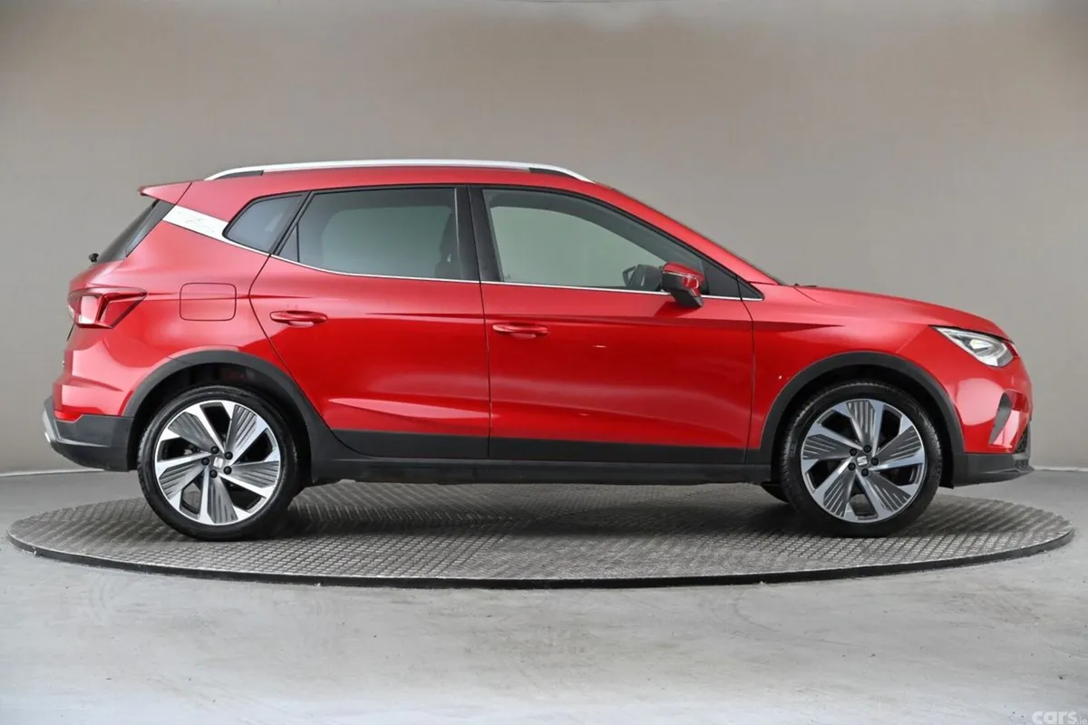 SEAT Arona SUV, Petrol, 2022, Red