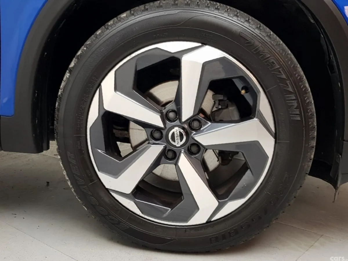 Nissan Qashqai MPV, Petrol, 2022, Blue