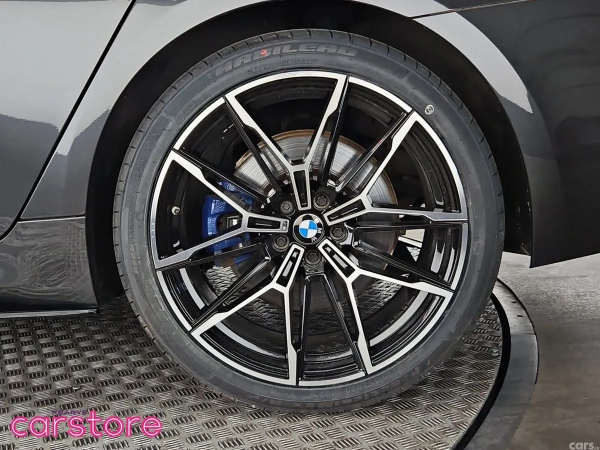 BMW 5-Series Saloon, Petrol Plug-in Hybrid, 2022, Grey