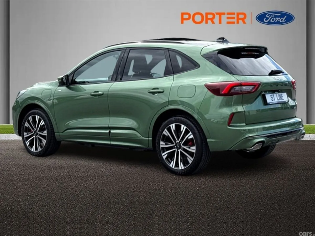Ford Kuga SUV, Petrol Plug-in Hybrid, 2026, Green