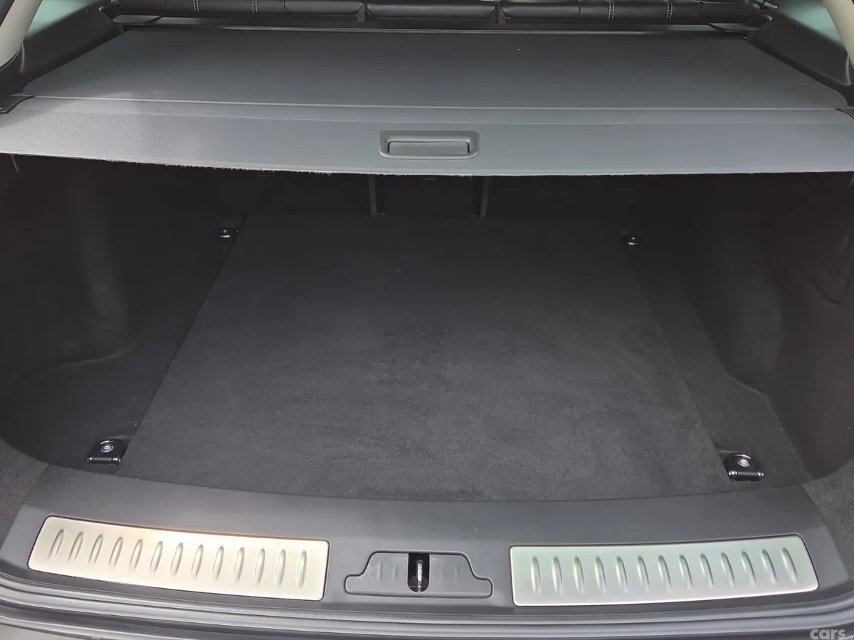 Land Rover Range Rover Velar SUV, Diesel, 2019, White