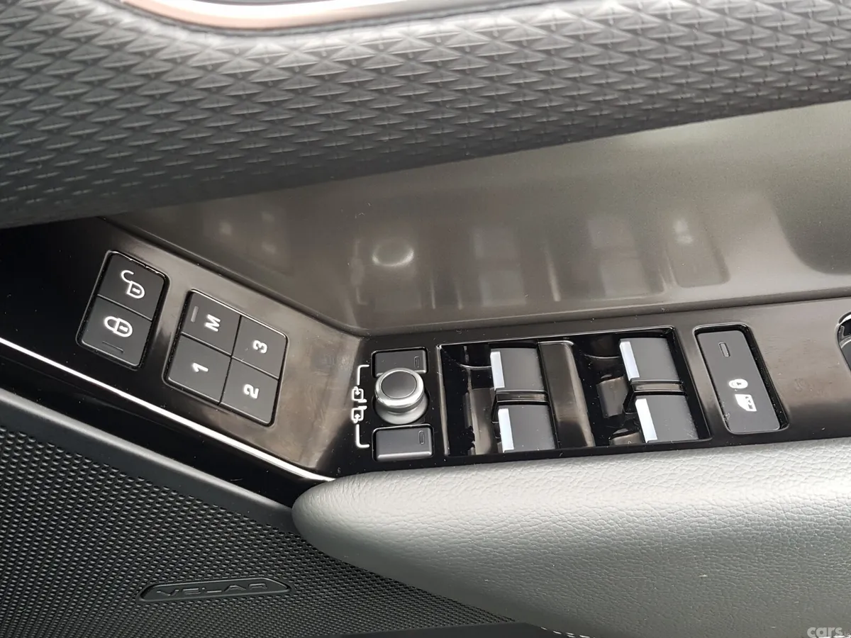 Land Rover Range Rover Velar SUV, Diesel, 2019, White