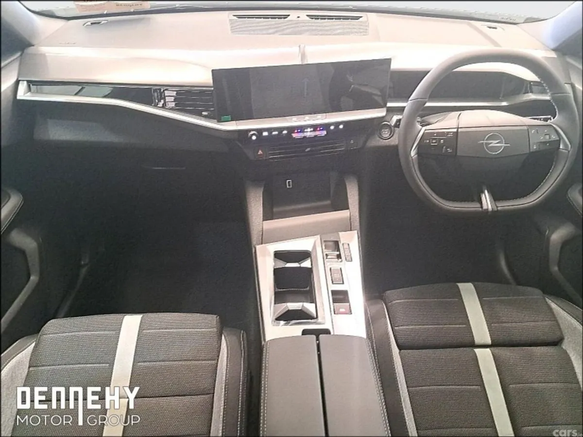 Opel Grandland SUV, Petrol Hybrid, 2026, White