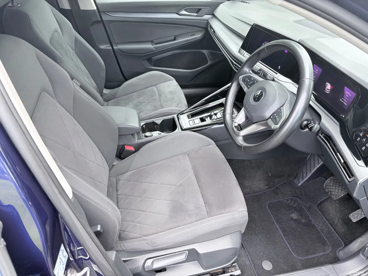 Volkswagen Golf Hatchback, Petrol Plug-in Hybrid, 2023, Blue
