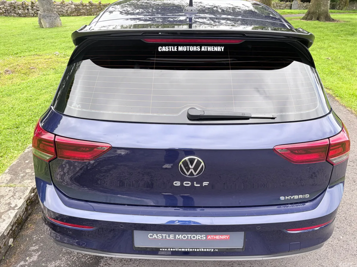 Volkswagen Golf Hatchback, Petrol Plug-in Hybrid, 2023, Blue