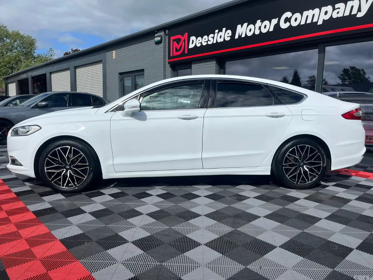 Ford Mondeo Hatchback, Diesel, 2019, White