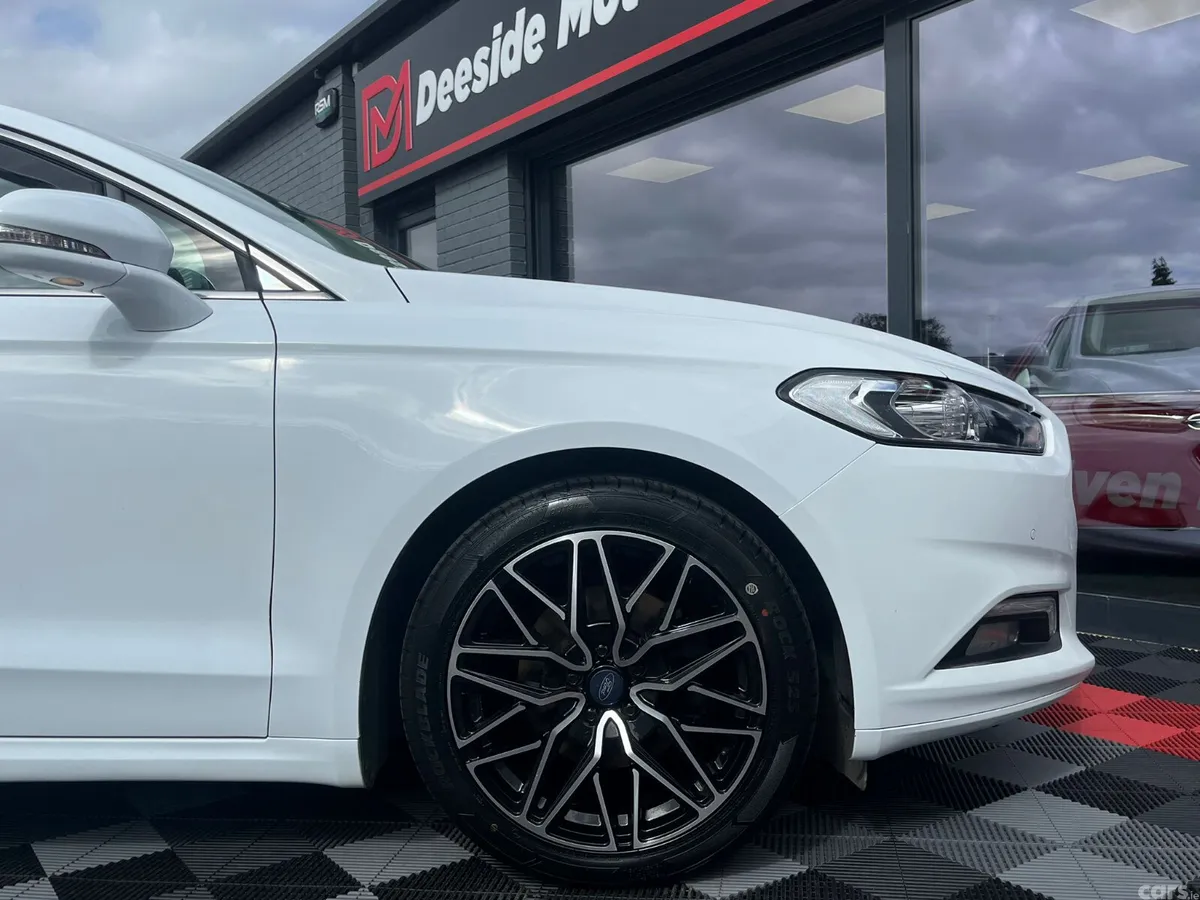 Ford Mondeo Hatchback, Diesel, 2019, White