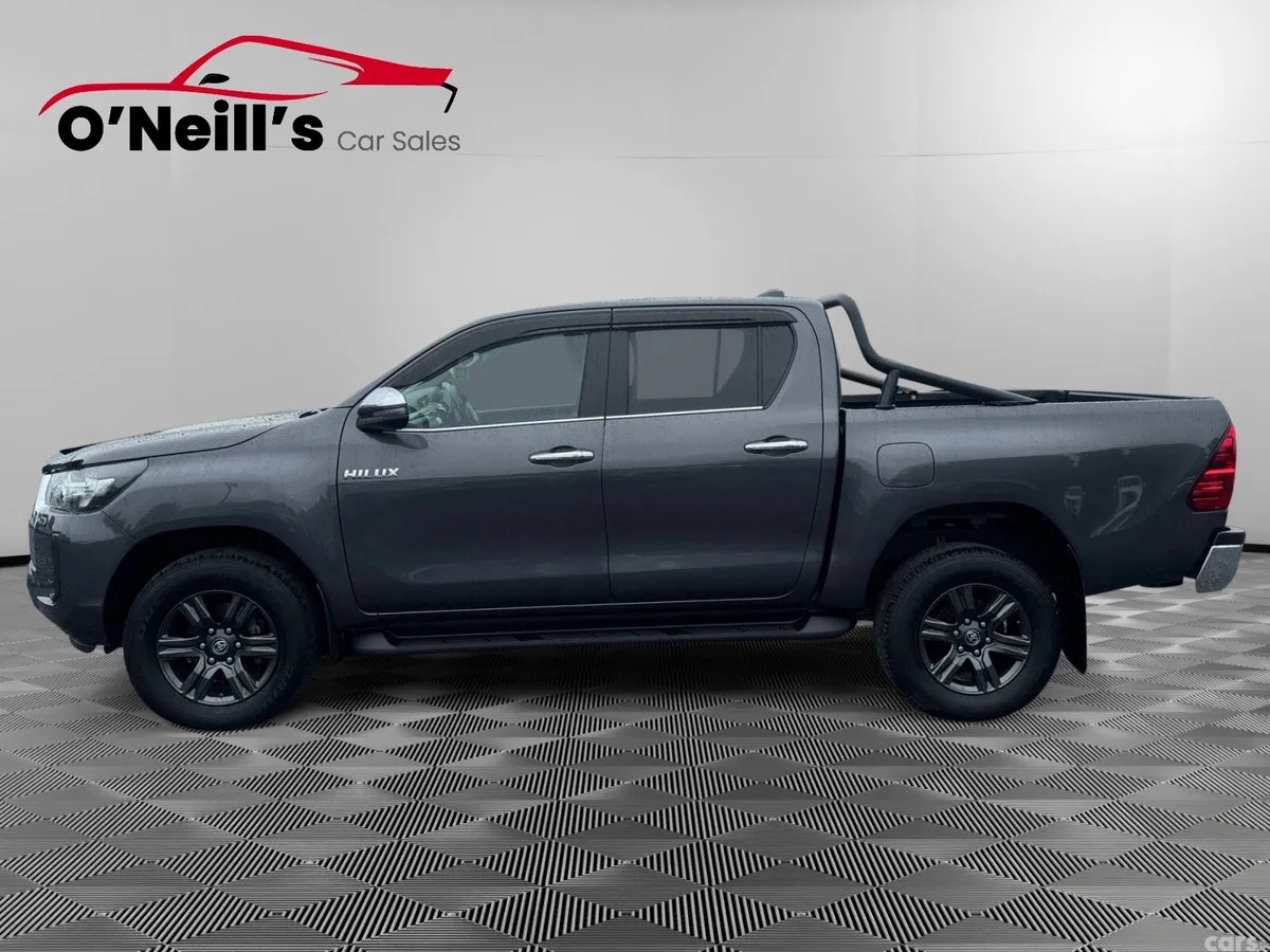 Toyota Hilux Pick Up, Diesel, 2025, Grey