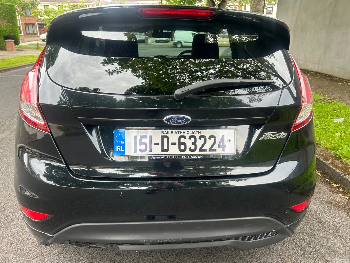 Ford Fiesta Hatchback, Petrol, 2015, Black