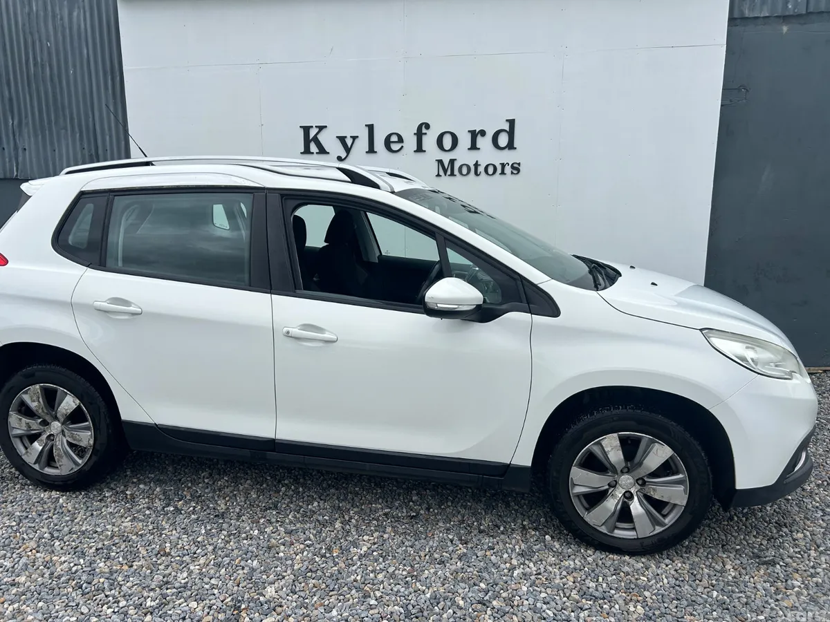 Peugeot 2008 SUV, Petrol, 2015, White