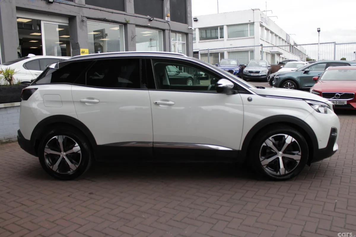 Peugeot 3008 Estate, Diesel, 2021, White