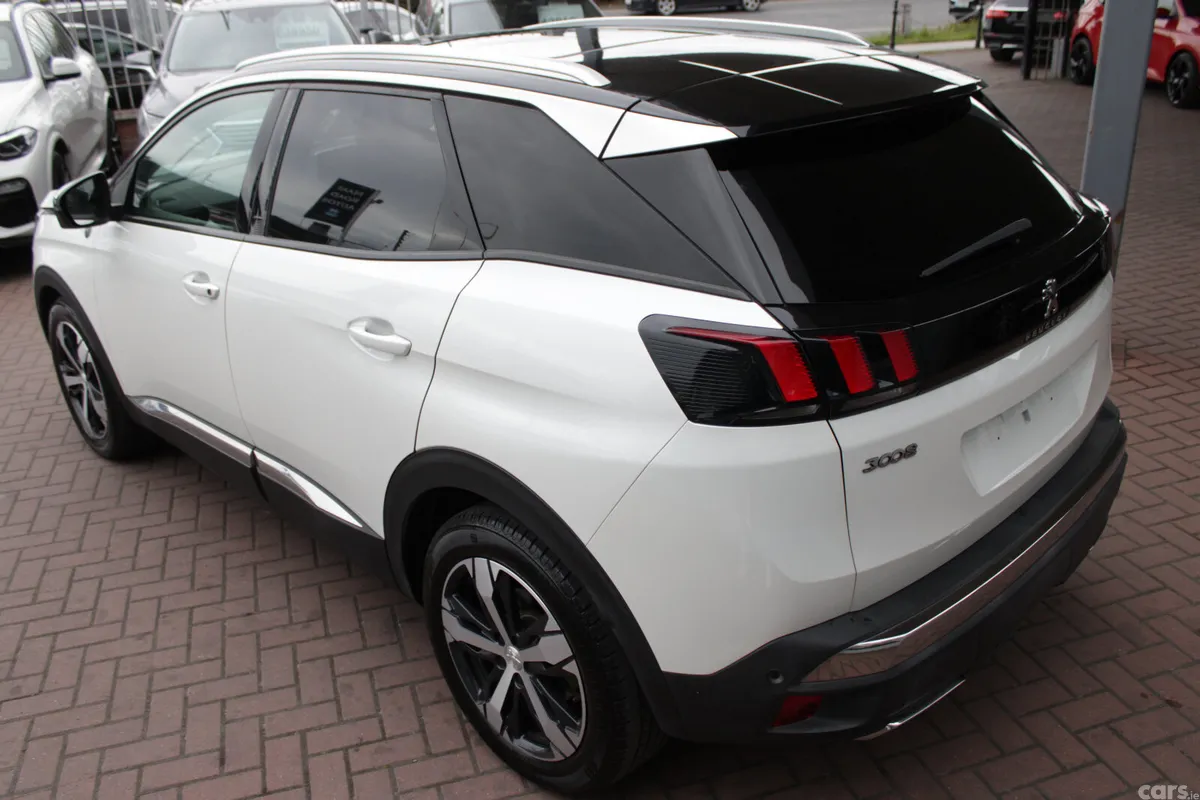 Peugeot 3008 Estate, Diesel, 2021, White