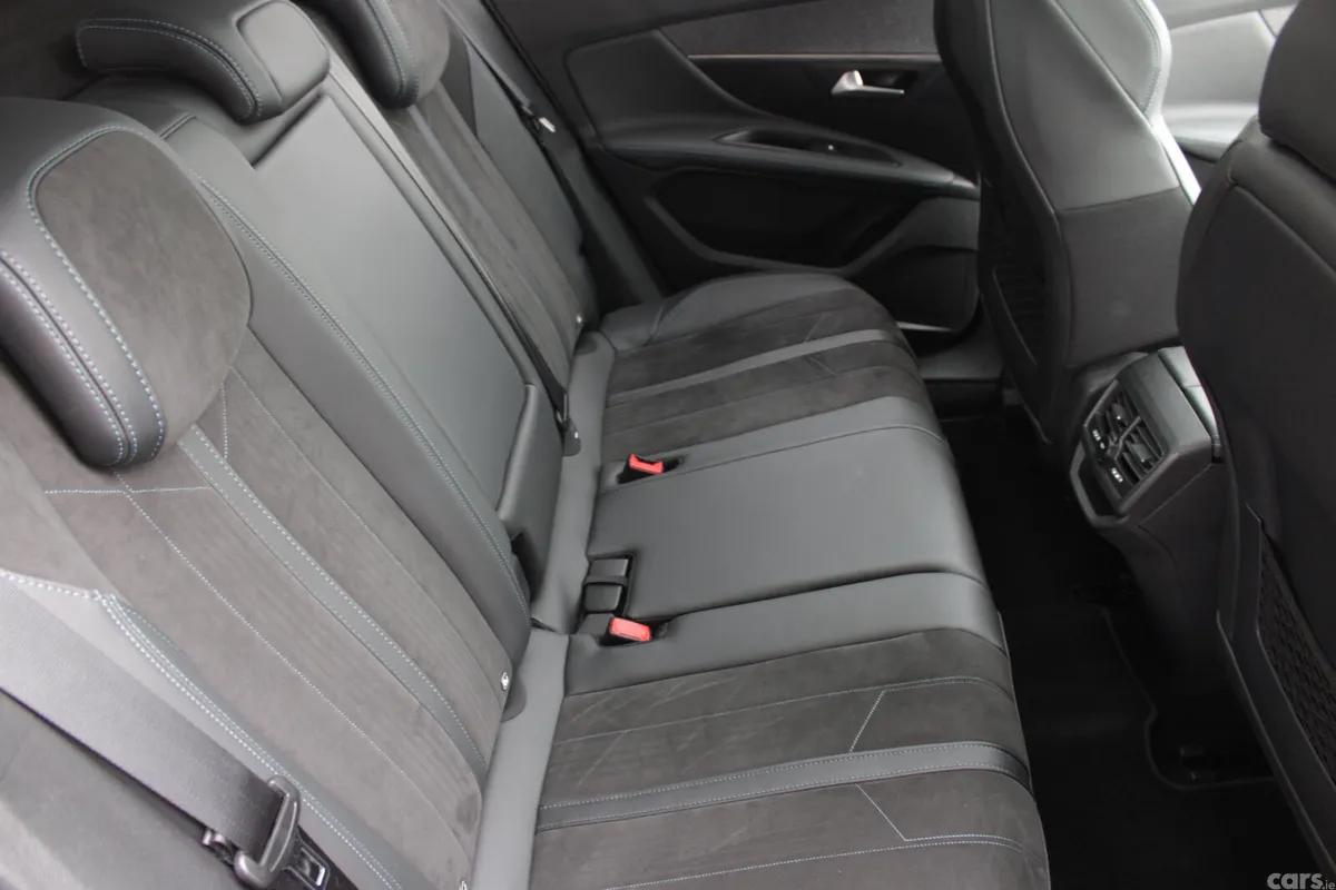 Peugeot 3008 Estate, Diesel, 2021, White