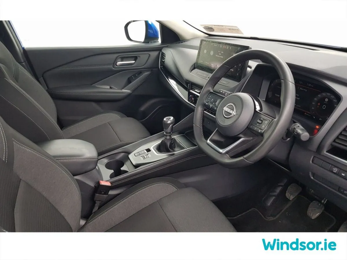 Nissan Qashqai MPV, Petrol Hybrid, 2024, Blue