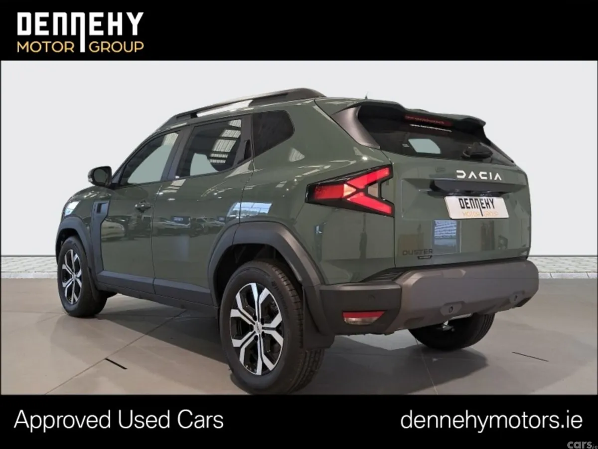 Dacia Duster SUV, Petrol Hybrid, 2026, Green
