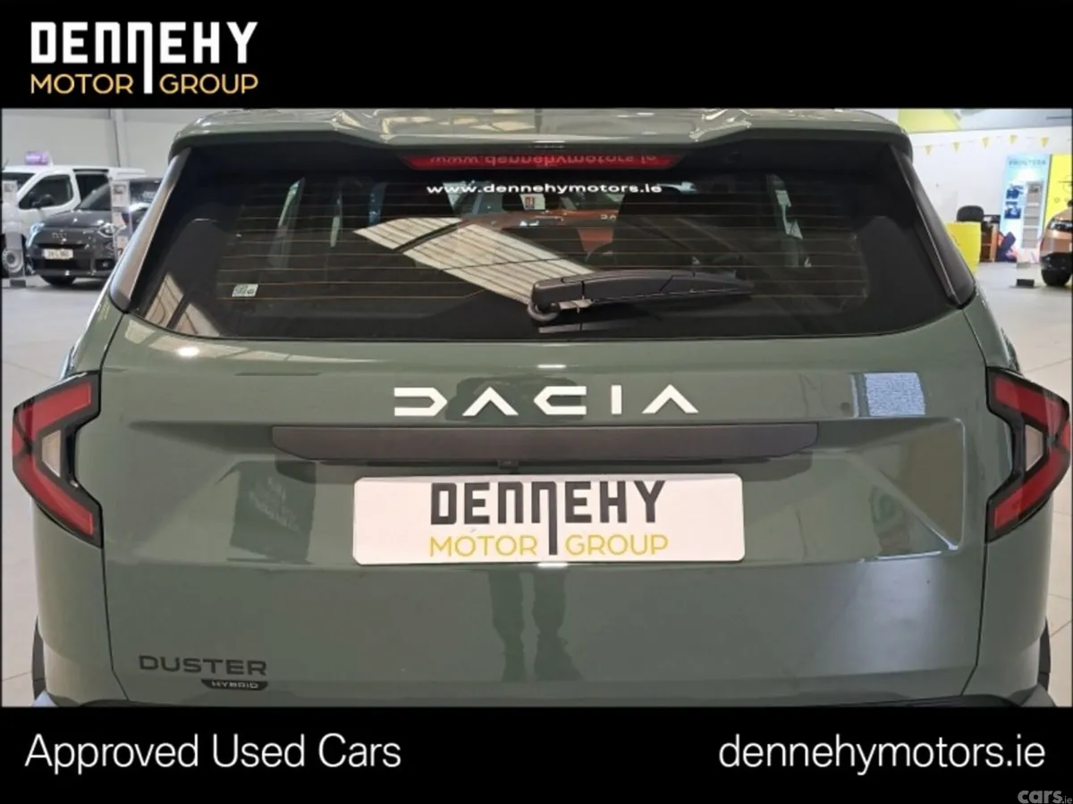 Dacia Duster SUV, Petrol Hybrid, 2026, Green