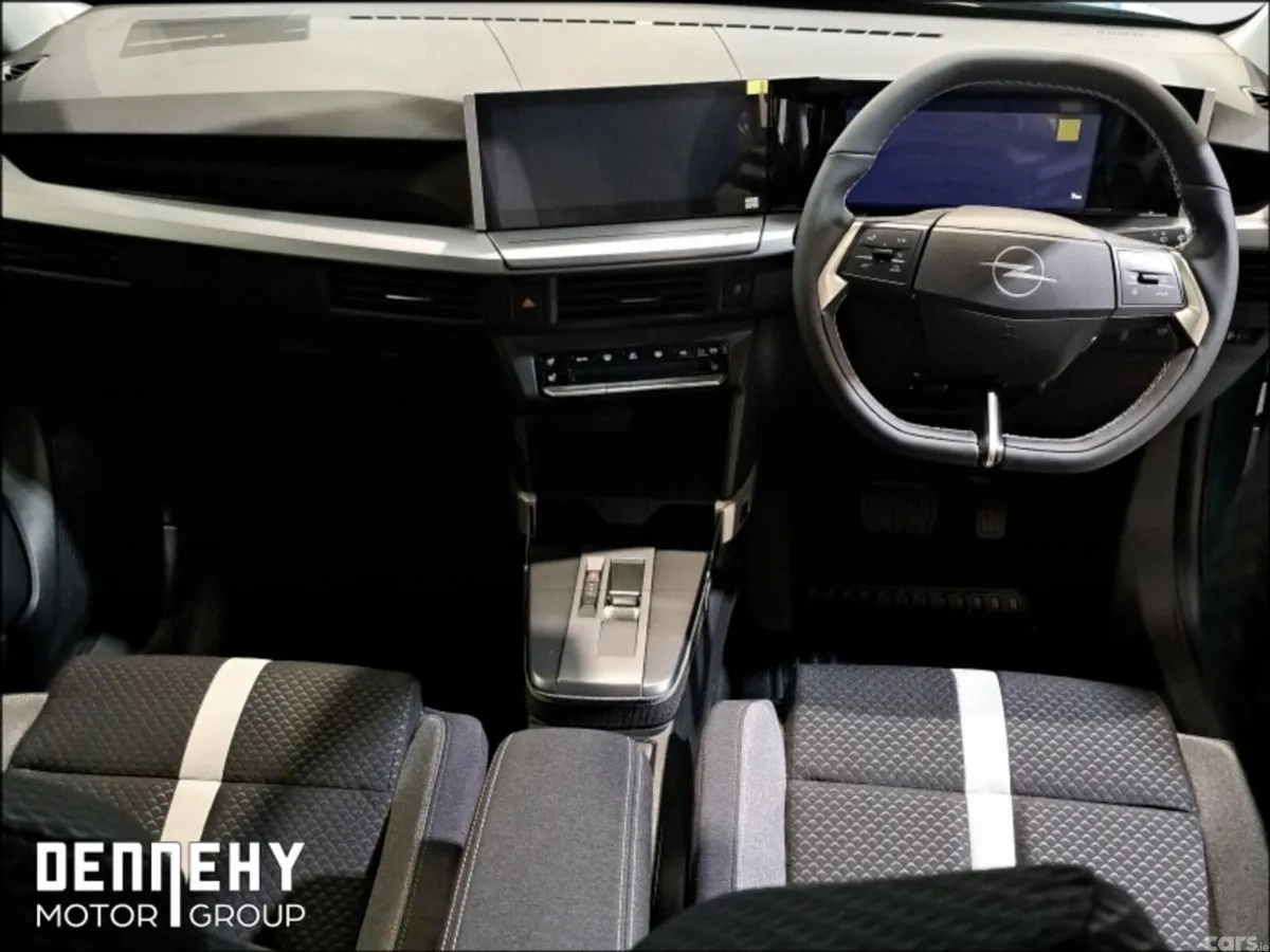 Opel Frontera SUV, Petrol, 2026, 