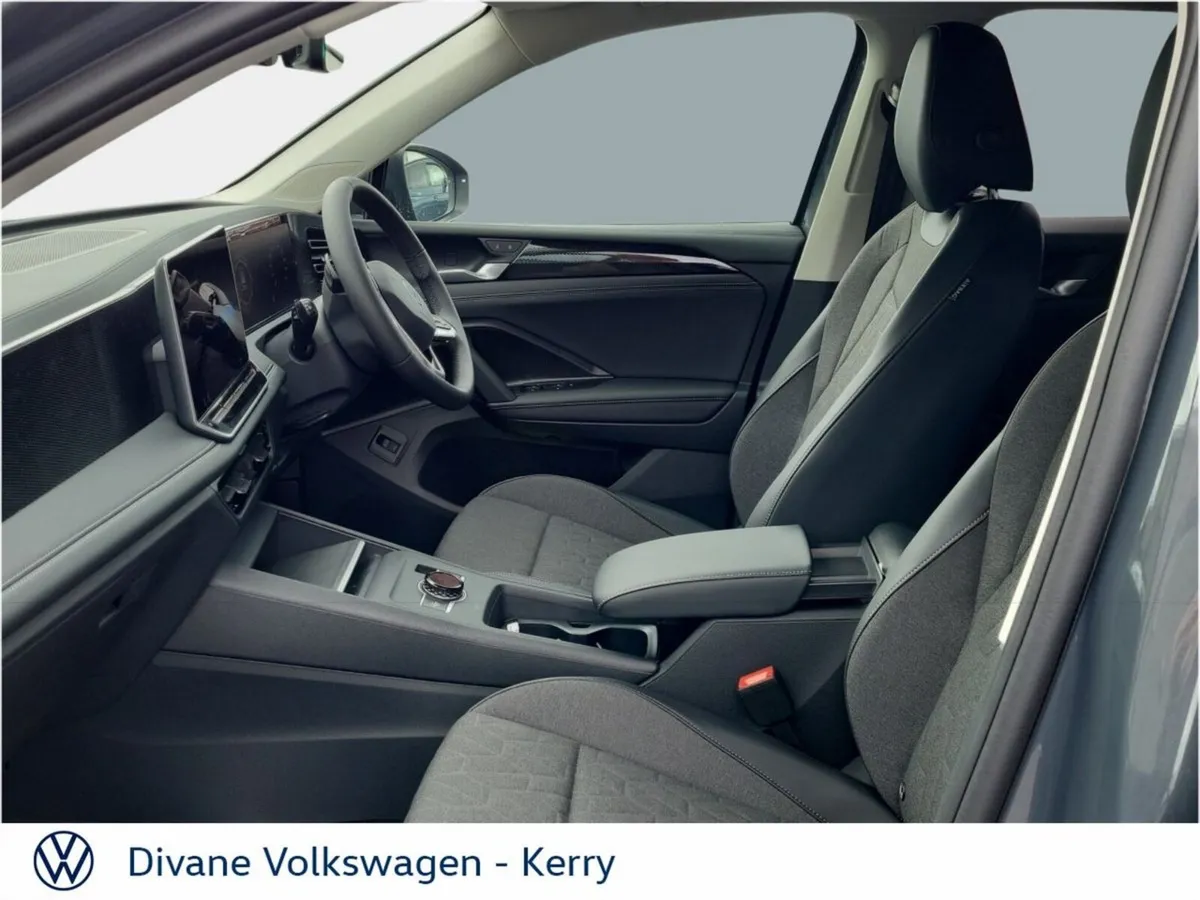 Volkswagen Tiguan SUV, Petrol Plug-in Hybrid, 2027, Grey
