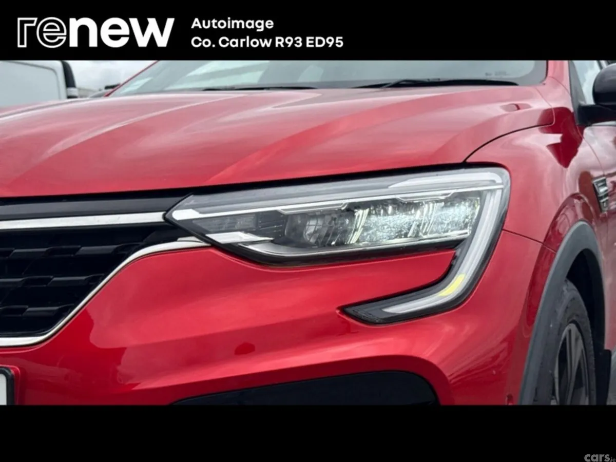 Renault Arkana Hatchback, Petrol, 2022, Red