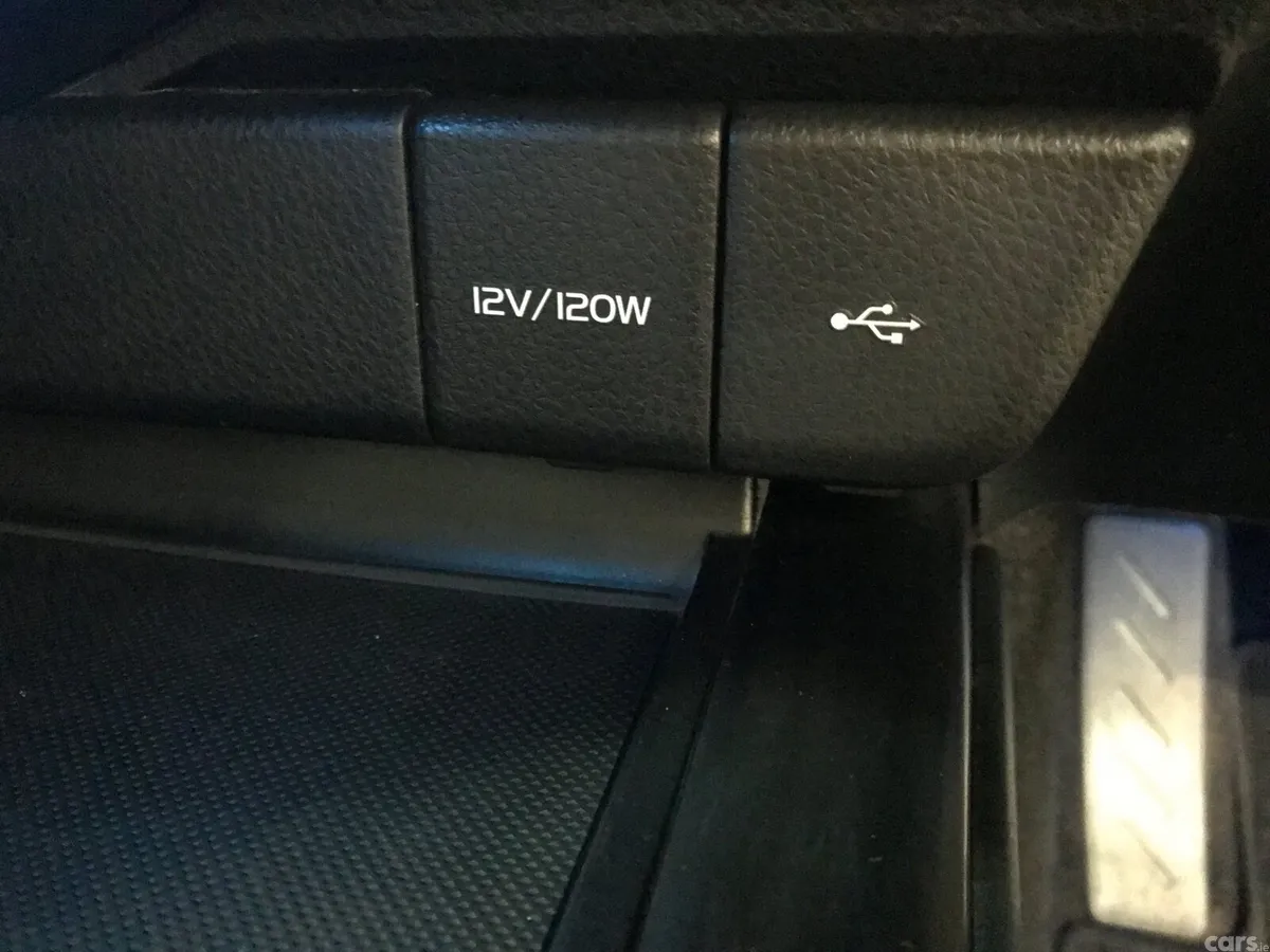 Toyota Camry Saloon, Petrol Hybrid, 2021, Grey