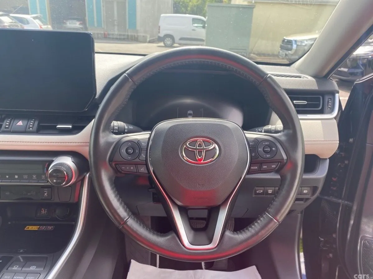 Toyota RAV4 SUV, Petrol Hybrid, 2024, Black