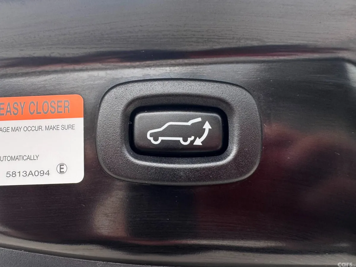 Mitsubishi Outlander SUV, Petrol Plug-in Hybrid, 2019, Black