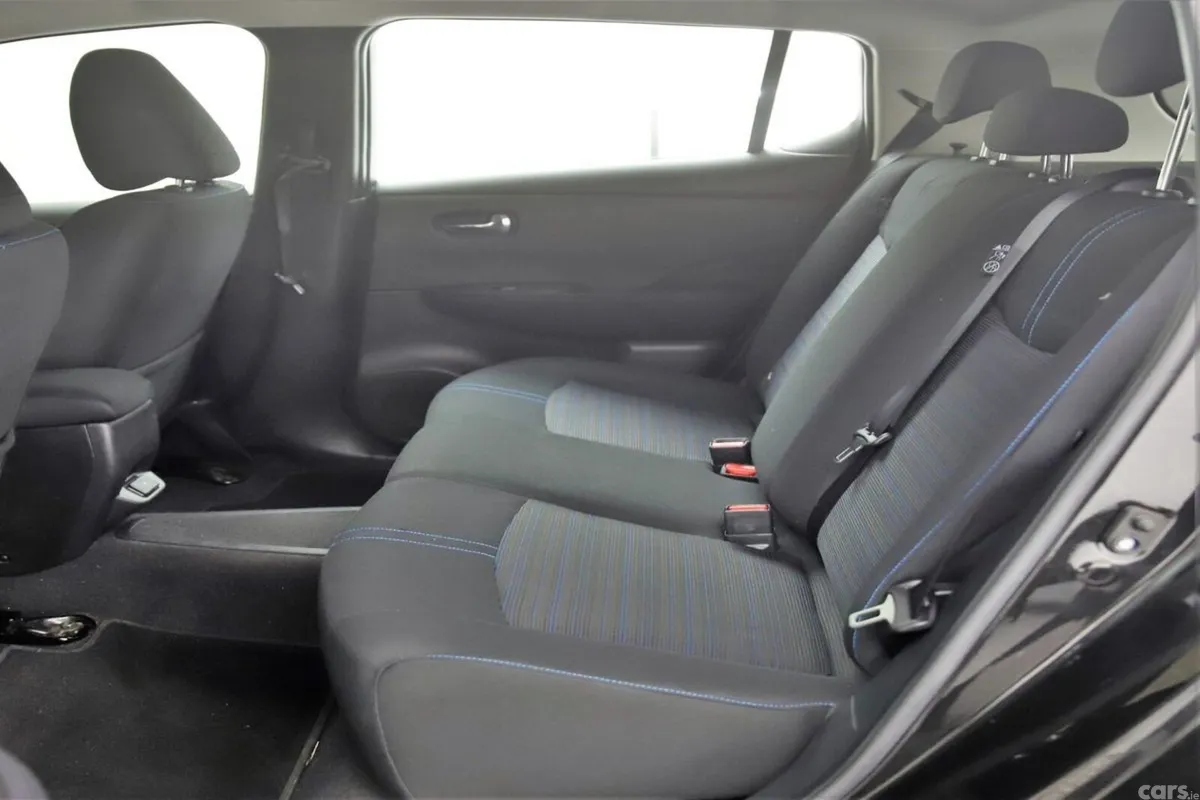 Nissan Leaf Hatchback, Electric, 2023, Grey