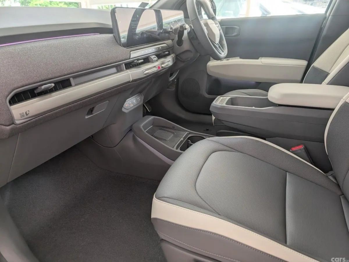 Kia EV3 SUV, Electric, 2026, White