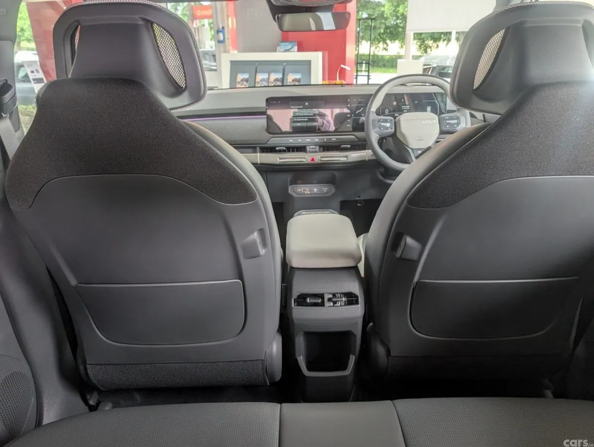 Kia EV3 SUV, Electric, 2026, White