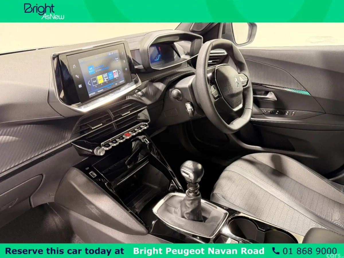 Peugeot 2008 MPV, Petrol, 2023, Blue