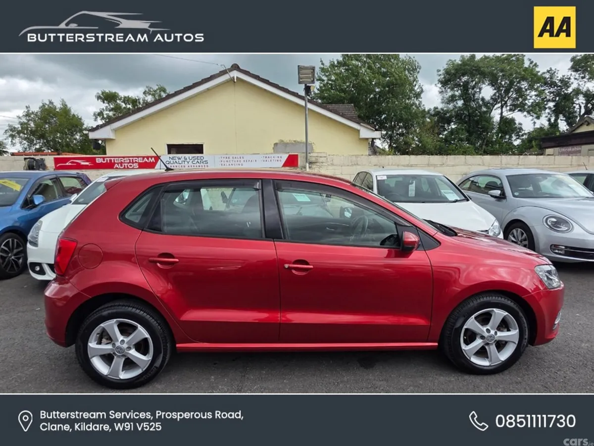 Volkswagen Polo Hatchback, Petrol, 2014, Red