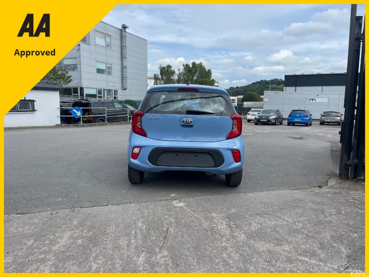 Kia Picanto Hatchback, Petrol, 2019, Blue