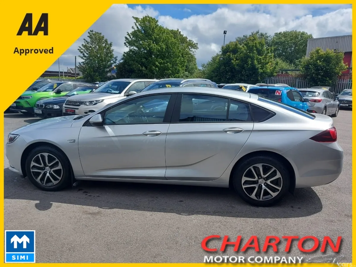 Opel Insignia Hatchback, Diesel, 2019, Grey