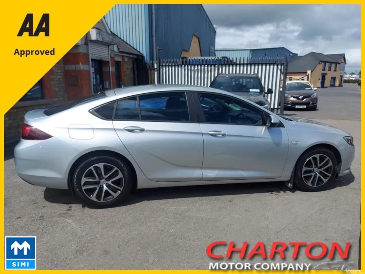 Opel Insignia Hatchback, Diesel, 2019, Grey