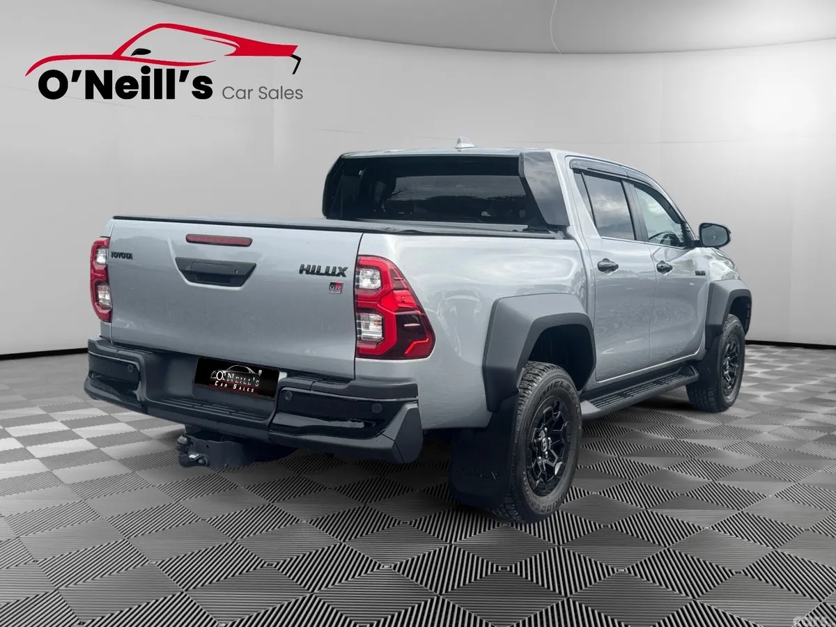 Toyota Hilux Pick Up, Diesel, 2025, Grey
