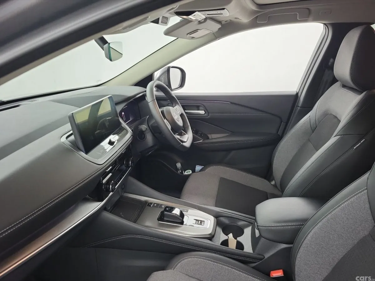 Nissan Qashqai MPV, Petrol Hybrid, 2026, Grey