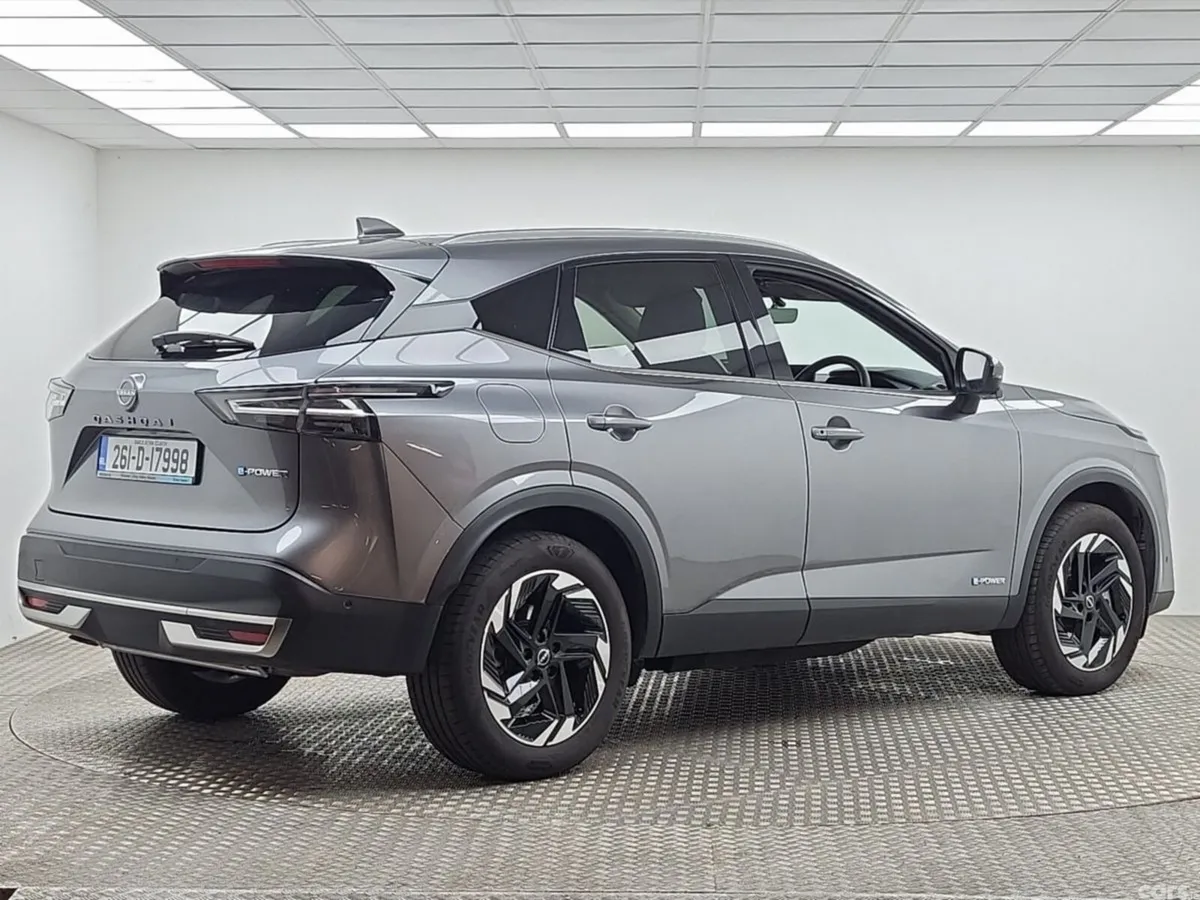 Nissan Qashqai MPV, Petrol Hybrid, 2026, Grey