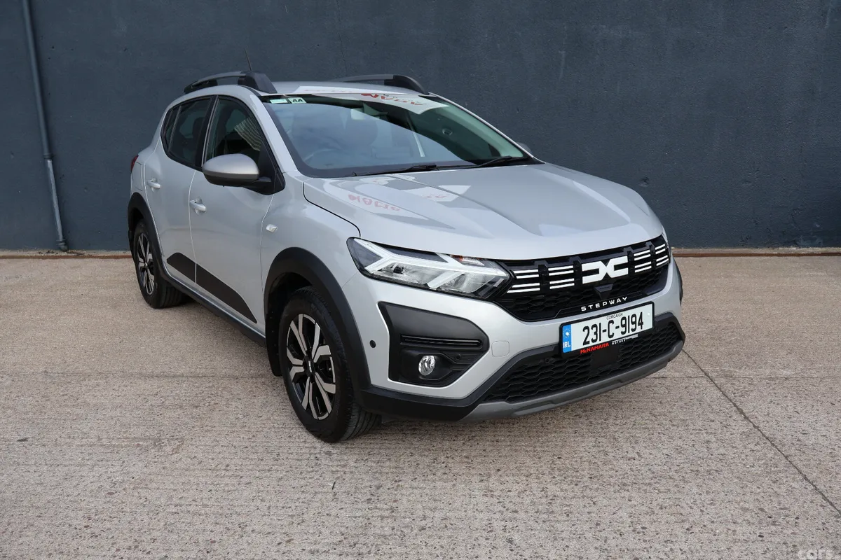 Dacia Sandero Stepway Hatchback, Petrol, 2023, Grey