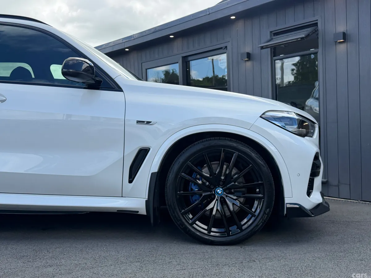 BMW X5 SUV, Petrol Hybrid, 2022, White