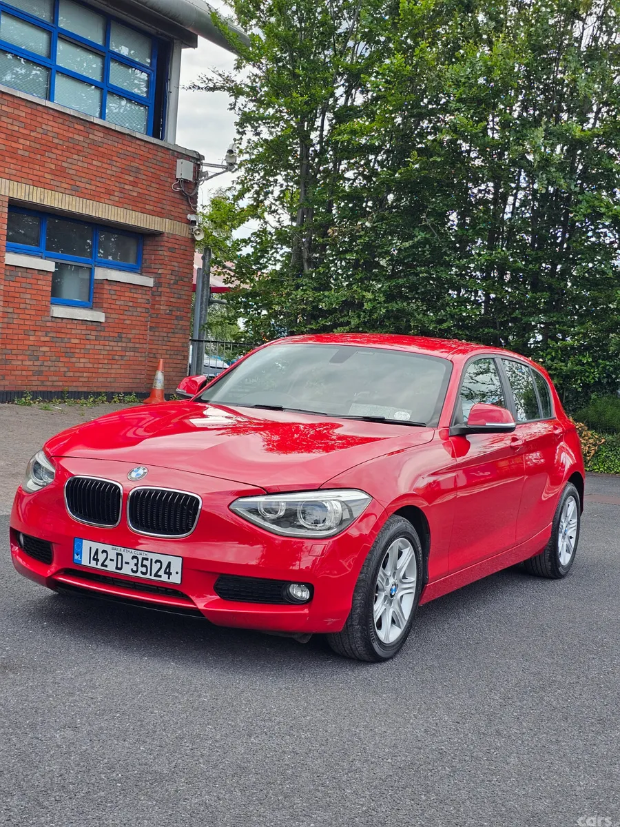 BMW 1-Series Hatchback, Petrol, 2014, Red
