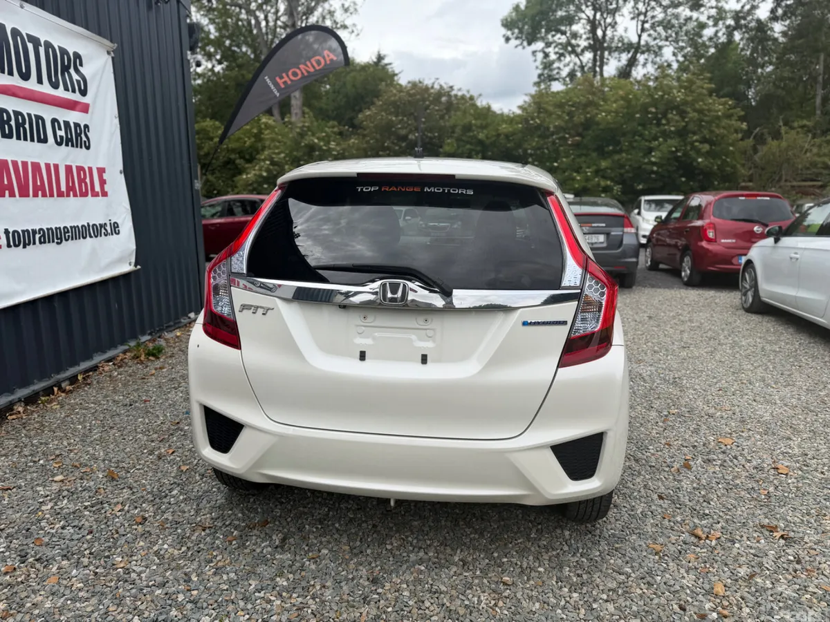 Honda Fit Hatchback, Petrol Hybrid, 2017, White
