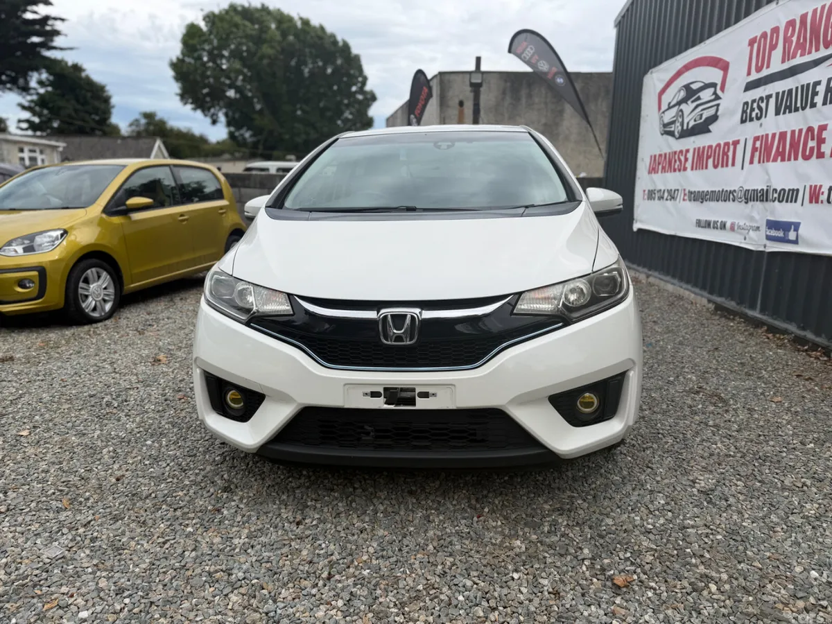 Honda Fit Hatchback, Petrol Hybrid, 2017, White