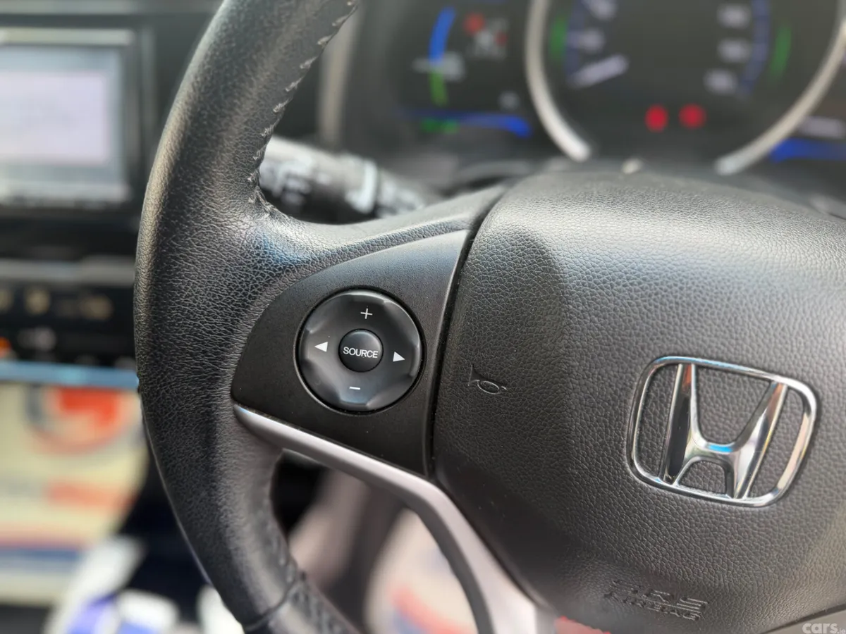 Honda Fit Hatchback, Petrol Hybrid, 2017, White